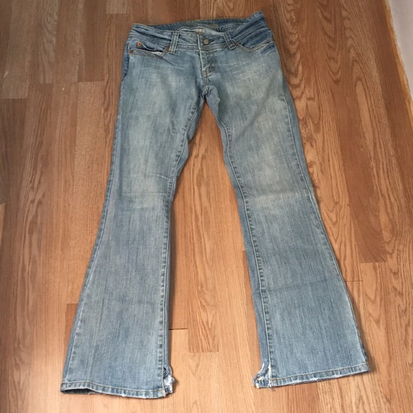 Jeans - Picture 3 of 4